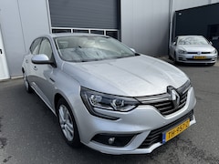 Renault Mégane - 1.3 TCe Zen Trehaak Clima Cruise vol opties