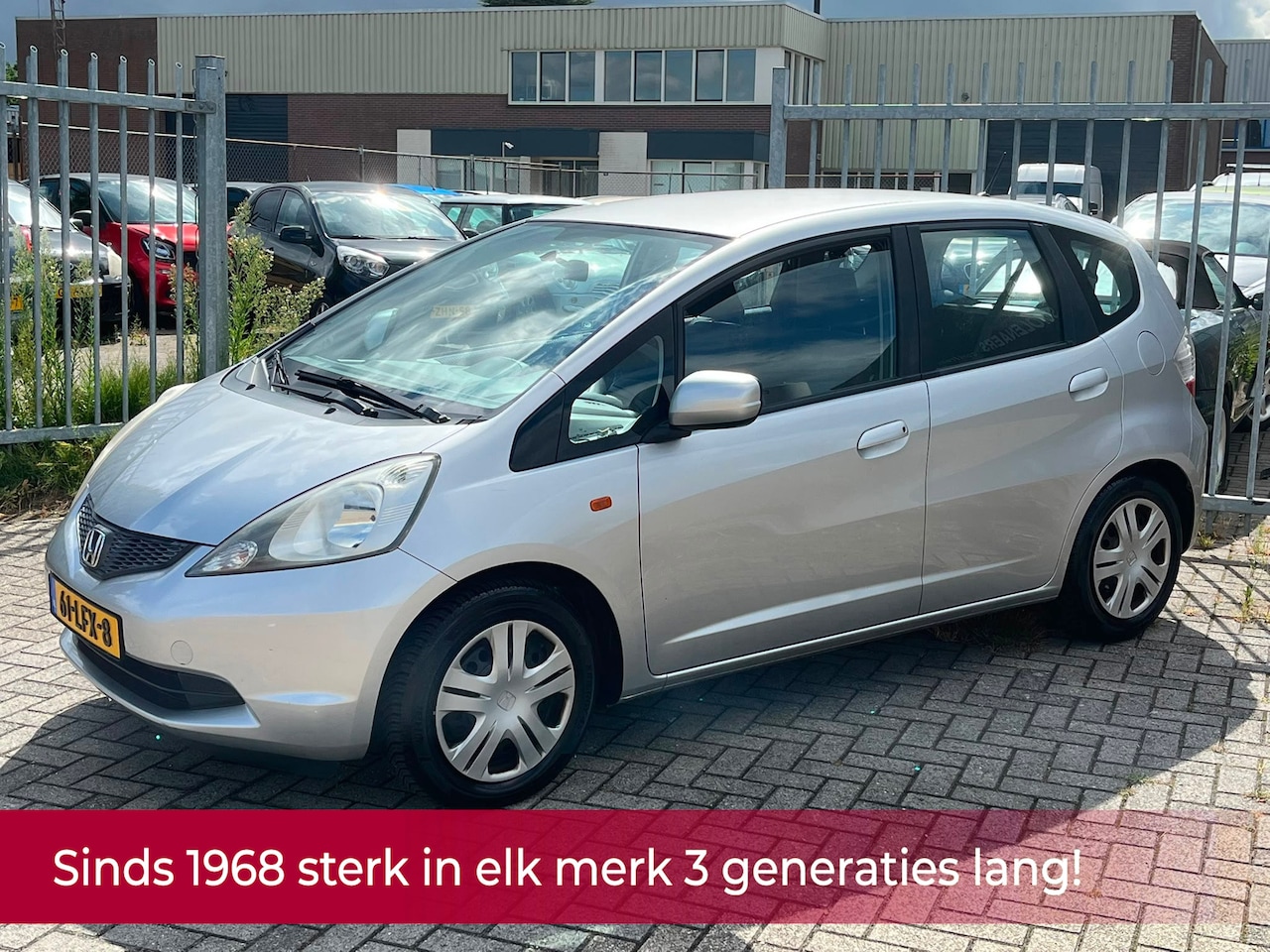 Honda Jazz - 1.2 Trend 5 deurs hoge instap 90PK! NL AUTO NAP! Airco l Trekhaak l MTF-stuur l Elek pakke - AutoWereld.nl