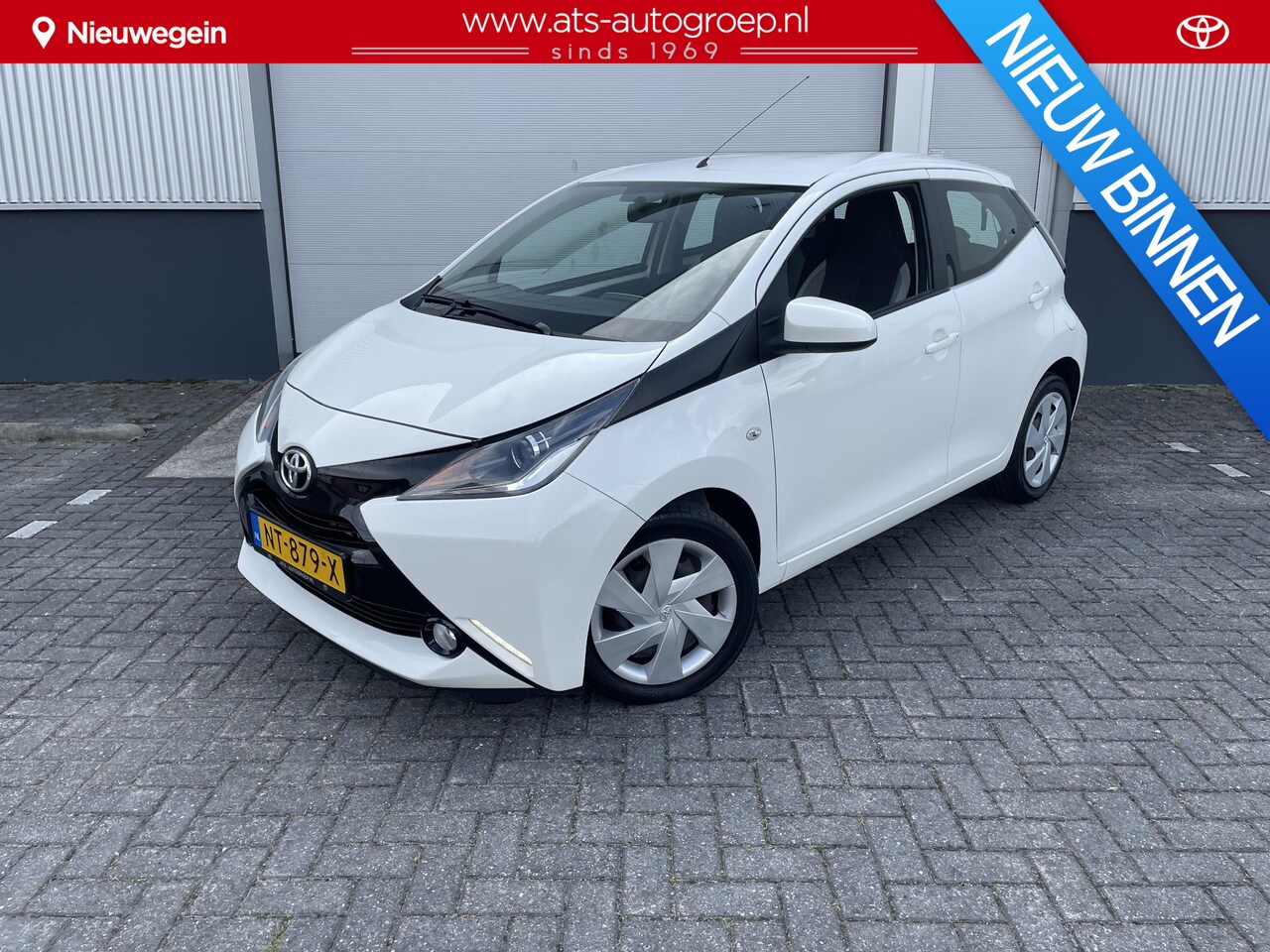 Toyota Aygo - 1.0 VVT-i x-play 1.0 VVT-i x-play - AutoWereld.nl