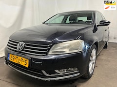 Volkswagen Passat - 1.4 TSI Highline BlueMotion - Schade - BPM