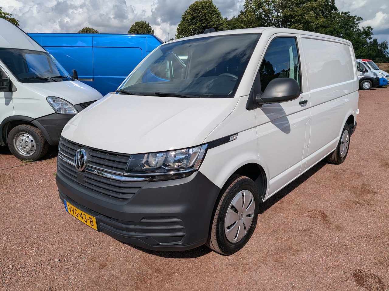 Volkswagen Transporter - 2.0 TDI L1H1 Airco / Cruise - AutoWereld.nl