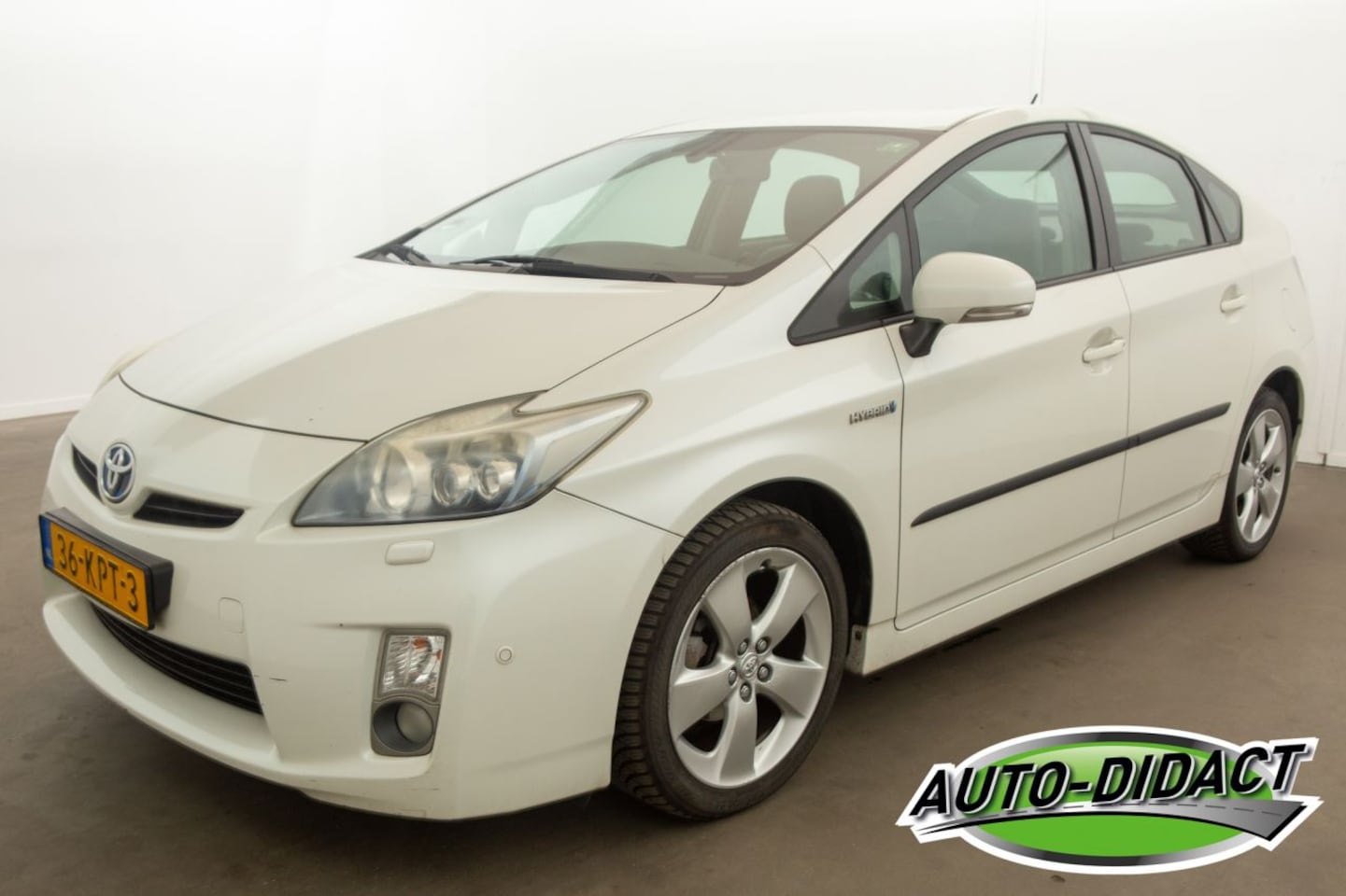 Toyota Prius - 1.8 Hybride Dynamic - AutoWereld.nl