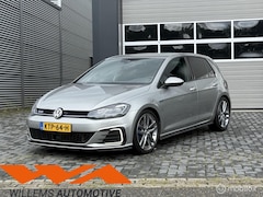 Volkswagen Golf - 1.4 TSI GTE 204PK|ACC|Camera|Leder-Alcantara