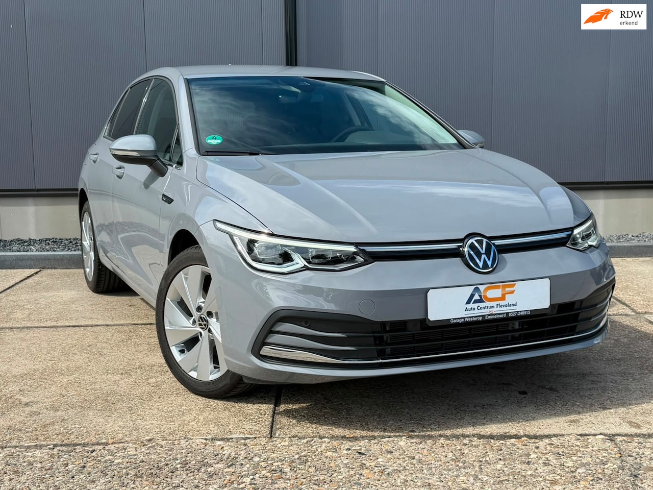 Volkswagen Golf - 1.5 TSI Style DSG NARDOGREY camera navigatie carplay 1e eig. - AutoWereld.nl