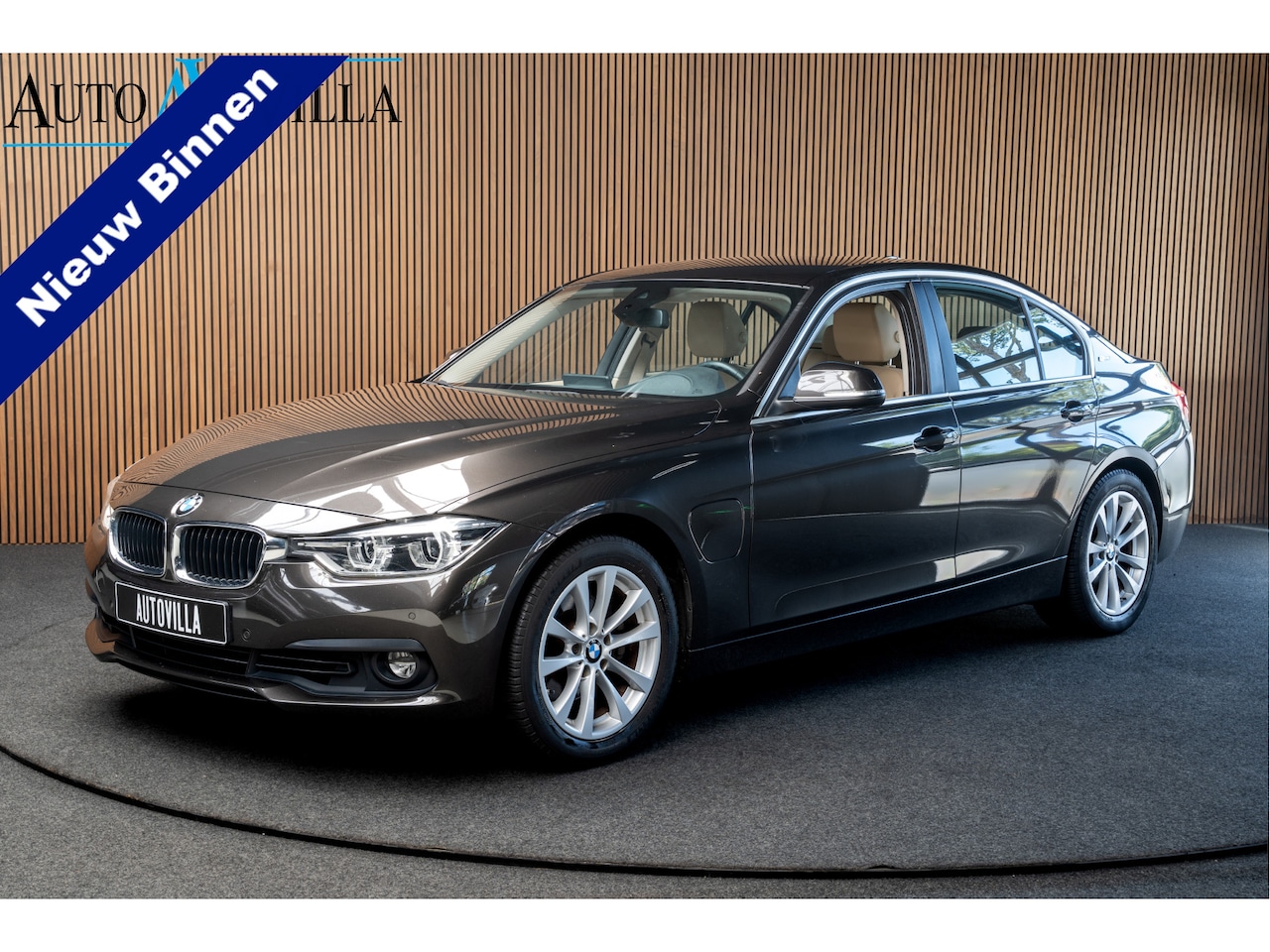 BMW 3-serie - 330e Executive Leder Navigatie Sportstoelen Stoelverwarming - AutoWereld.nl