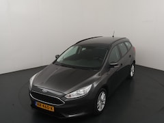 Ford Focus Wagon - Ecoboost 100pk Trend | Verwarmde voorruit | Airco | Parkeersens. achter | Cruise control |