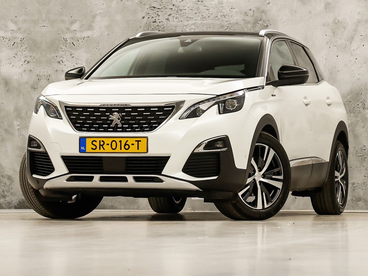 Peugeot 3008 - 1.6 e-THP GT Line 165Pk Automaat (APPLE CARPLAY, PARELMOER, GROOT NAVI, GETINT GLAS, KEYLE - AutoWereld.nl