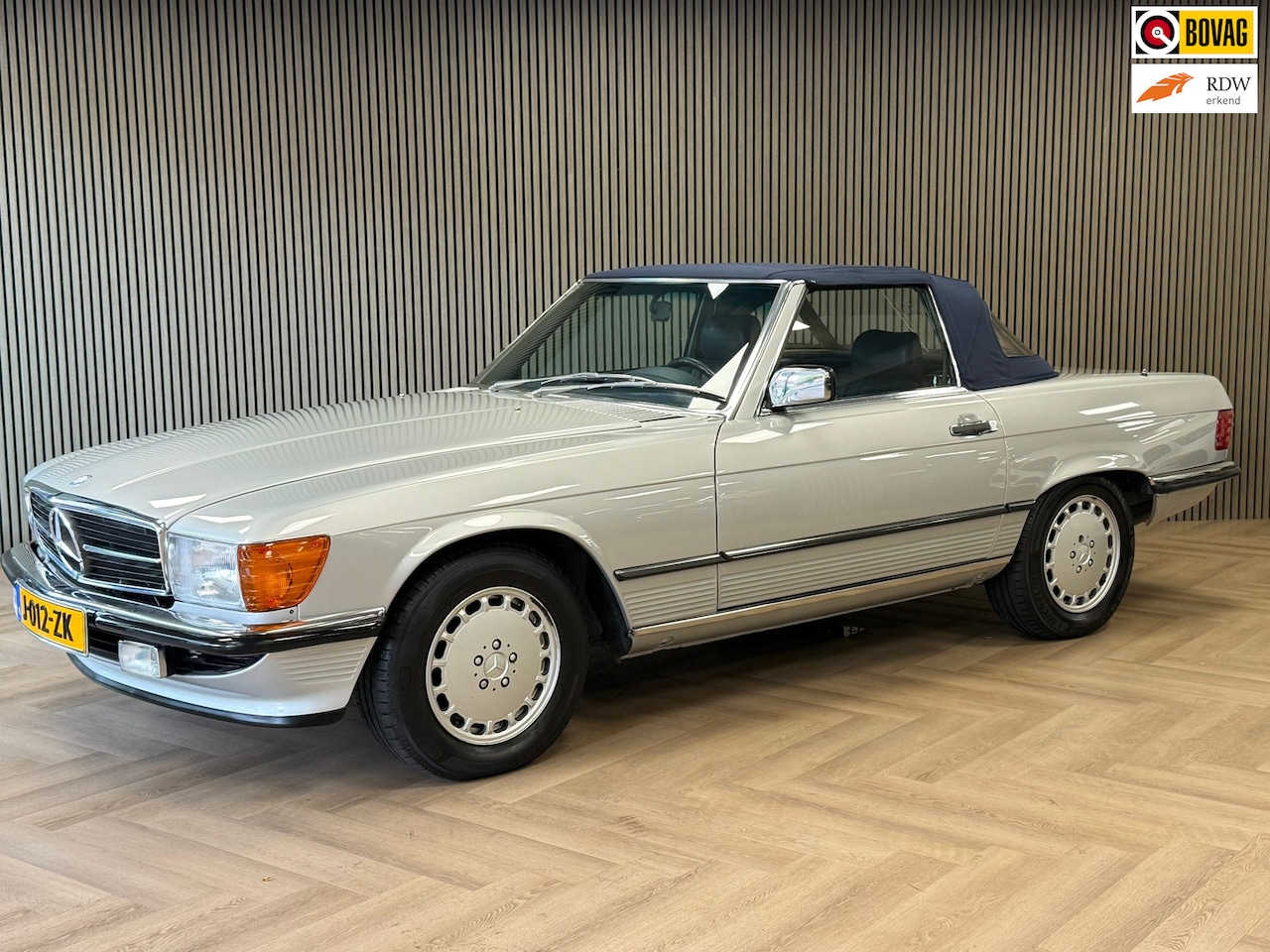 Mercedes-Benz SL-klasse Cabrio - 560SL V8 R107 AUTOMAAT | 1989 | 127.446 km - AutoWereld.nl