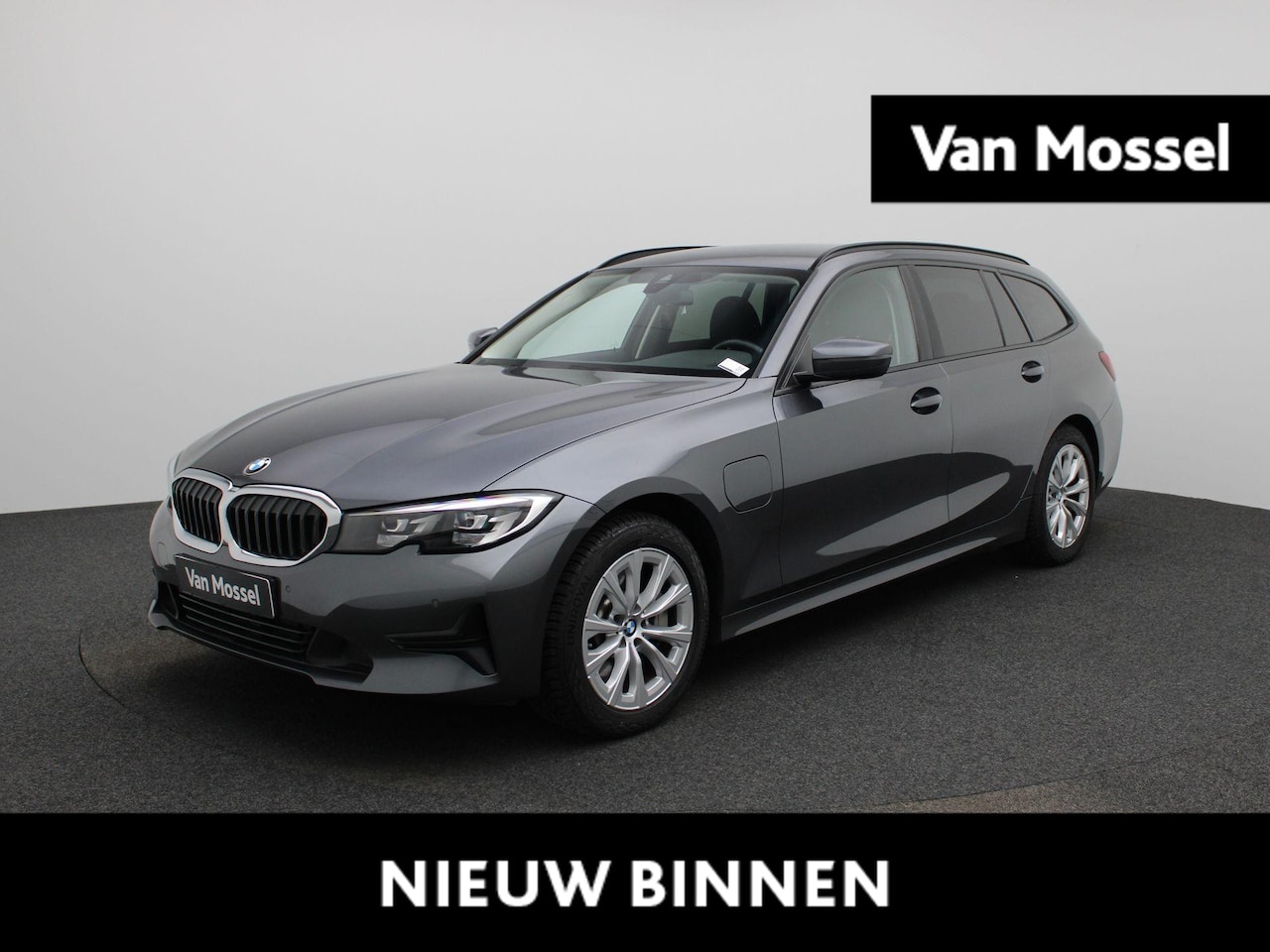 BMW 3-serie Touring - 330e (215 kW) | Automaat | Parkeersensoren | Climate Control | Cruise Control | - AutoWereld.nl