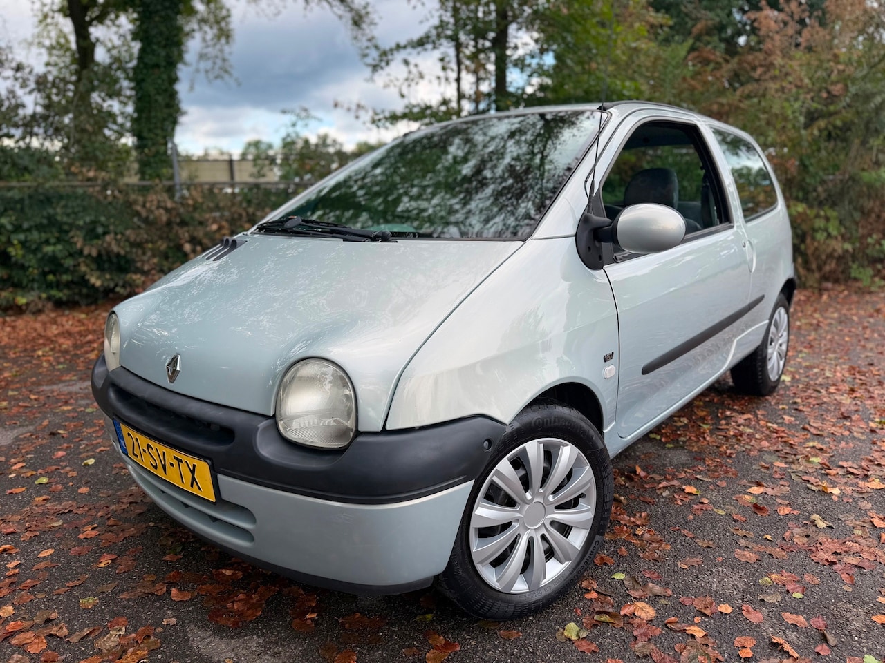 Renault Twingo - 1.2-16V Expression AUTOMAAT NIEUWE-APK LEUKE AUTO !! - AutoWereld.nl