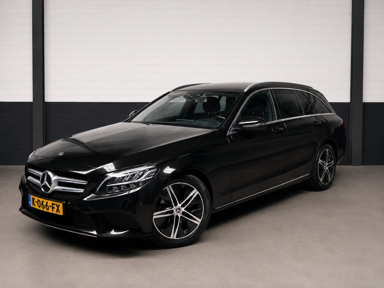 Mercedes-Benz C-klasse Estate - 180 AMG l Carplay Cruise PDC - AutoWereld.nl