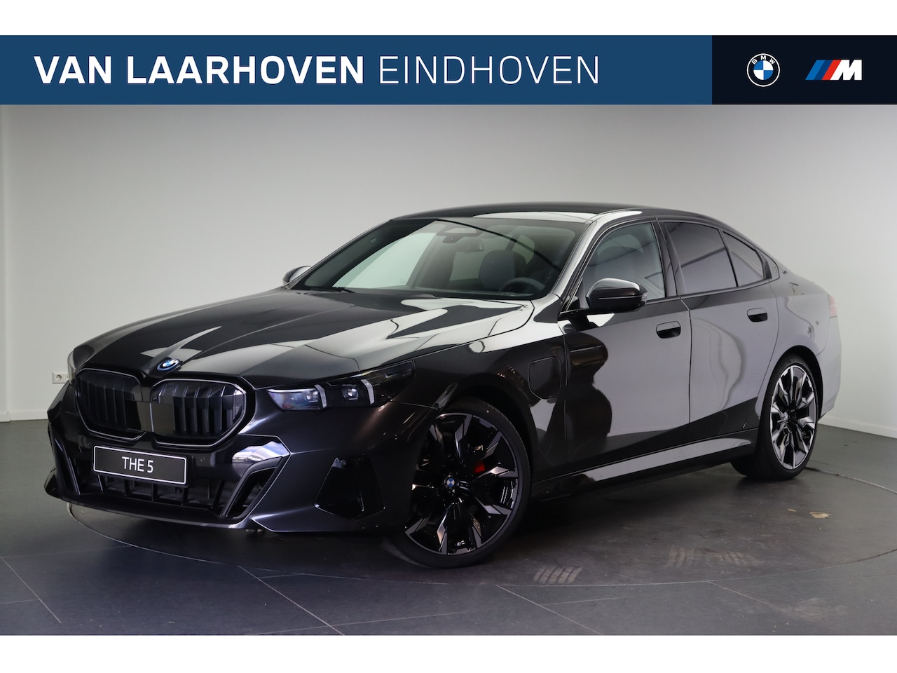 BMW 5-serie - 530e M Sport Automaat / Panoramadak / Bowers & Wilkins / Adaptieve LED / Comfort Access / - AutoWereld.nl
