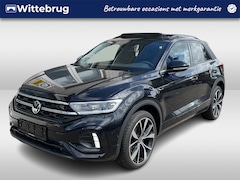 Volkswagen T-Roc - 1.5 TSI R-Line / AUTOMAAT/ PANODAK/ KEYLESS/ DIGITAL DASH/ APP-CONNECT/ PARK. SENSOREN + C