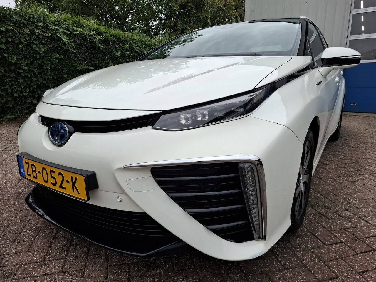 Toyota Mirai - FCV Executive 5500.- INCL BTW WATERSTOF - AutoWereld.nl