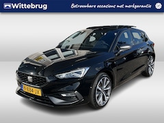 SEAT Leon - 1.4 TSI eHybrid PHEV FR / AUTOMAAT/ PANO/ ALCANTARA/ PARK.SENSOR.V+A/ CAMERA/ FULL LINK/ D