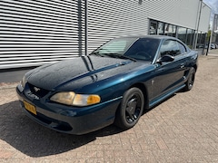 Ford Mustang - USA 3.8 Coupé