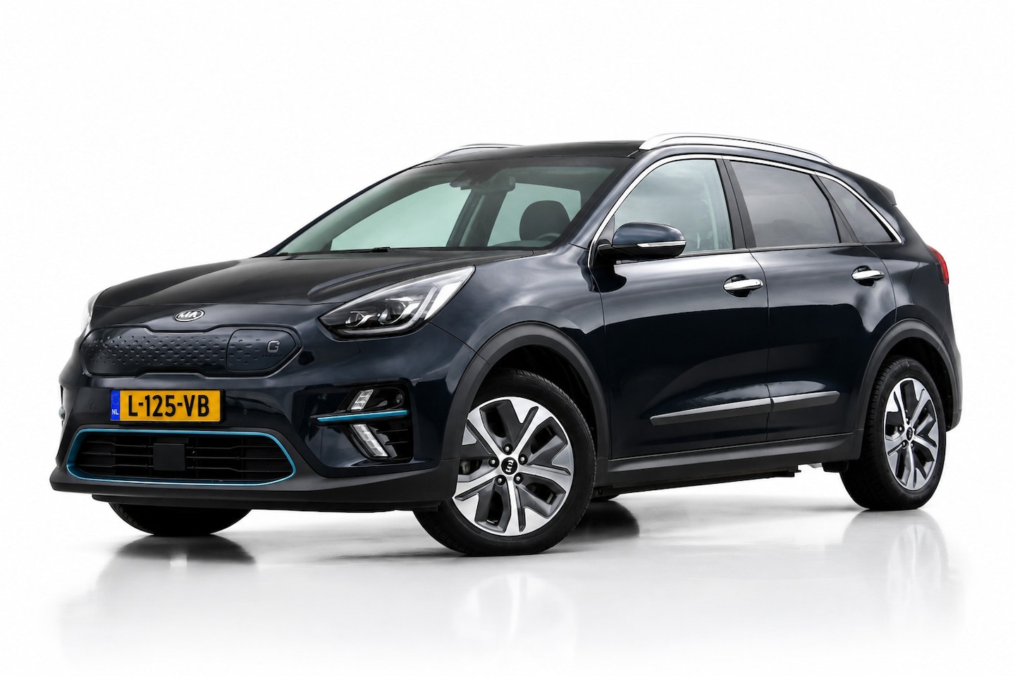 Kia e-Niro - DynamicPlusLine 64 kWh | SOH 100% | NAP | CAMERA | ADAPT. CRUISE | DEALER ONDERHOUDEN - AutoWereld.nl