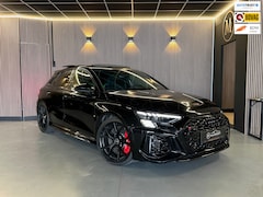 Audi RS3 - 2.5 TFSI quattro 2.5 TFSI RS3 quattro HULK|KERAMISCH|PPF|PANO|Hud|B&O