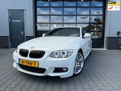 BMW 3-serie Coupé - 320i Business Line Sport, M-PAKKET en sportstoelen