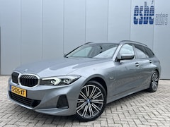 BMW 3-serie Touring - 320e Trekhaak Leder Camera Live Cockpit Plus Widescreen Elektrische Sportstoelen Stoelverw