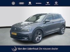 Volkswagen Tiguan - 1.5 TSI 150pk Business R-Line Trekhaak Navigatie