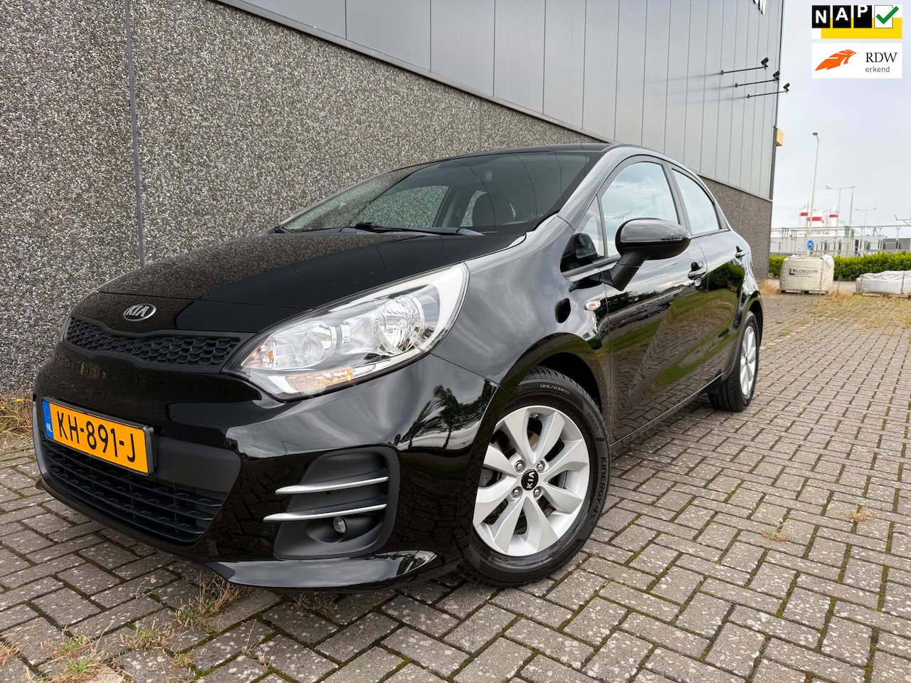 Kia Rio - 1.2 CVVT ComfortPlusLine Navigator/Nieuwe APK en beurt! - AutoWereld.nl
