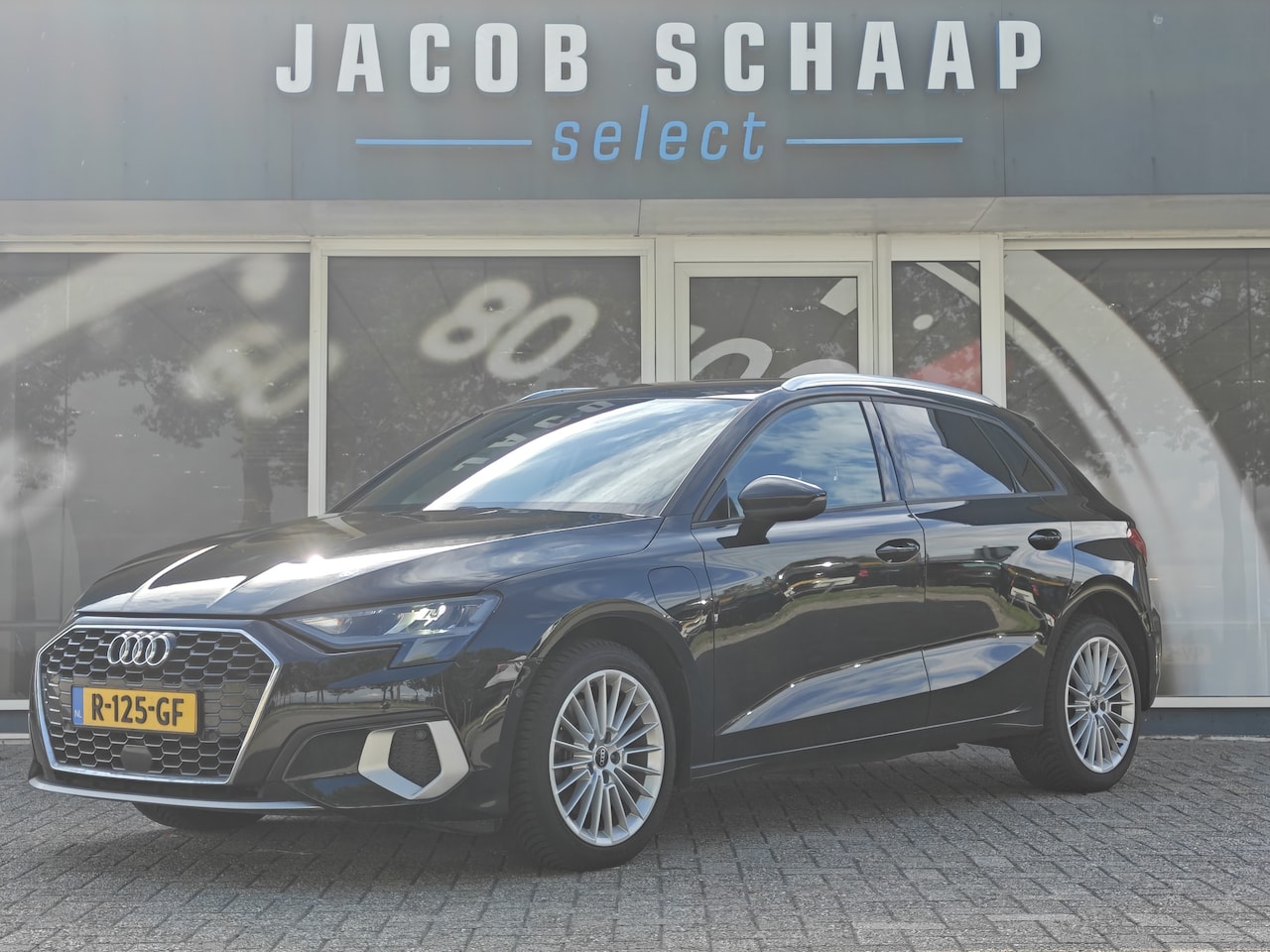 Audi A3 Sportback - 40 TFSI e Advanced edition / Camera Achter / PDC V+A / Carplay / Stoelverwarming / - AutoWereld.nl