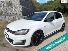 Volkswagen Golf - 2.0 TSI GTI Performance