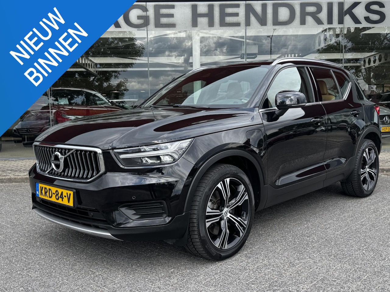 Volvo XC40 - 1.5 T5 Recharge Inscription | Trekhaak | Panorama | Leder Amber | H&K Audio | Memory Seat - AutoWereld.nl