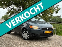 Mitsubishi Colt - 1.1 Inbusiness | '' Nieuwe APK '' + Airco Nu € 2.450,