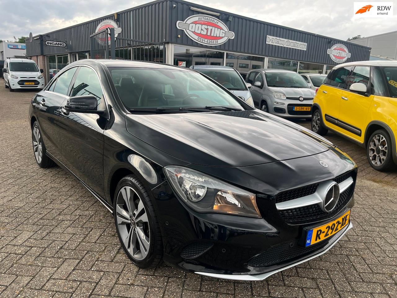 Mercedes-Benz CLA-Klasse - 200 Ambition(st-bekr,automaat,navi,halfleer,18inch,bj18,16950,-) - AutoWereld.nl