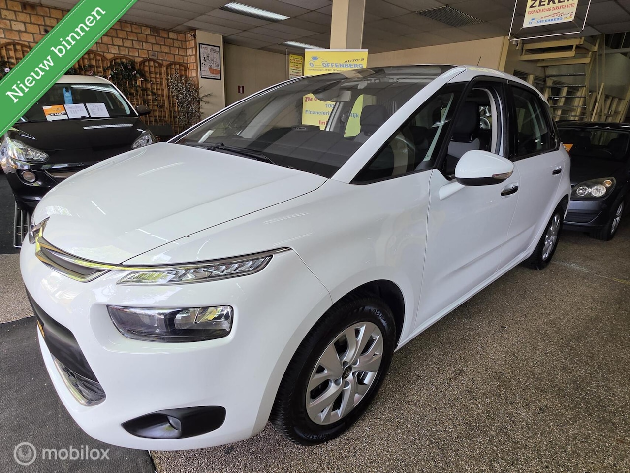 Citroën C4 Picasso - 1.6 VTi Intensive 1.6 VTi Intensive - AutoWereld.nl