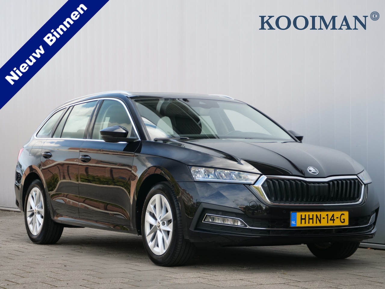 Skoda Octavia Combi - 1.5 e-TSI Business 150 Pk Automaat Navi / DAB / Apple Carplay / PDC - AutoWereld.nl