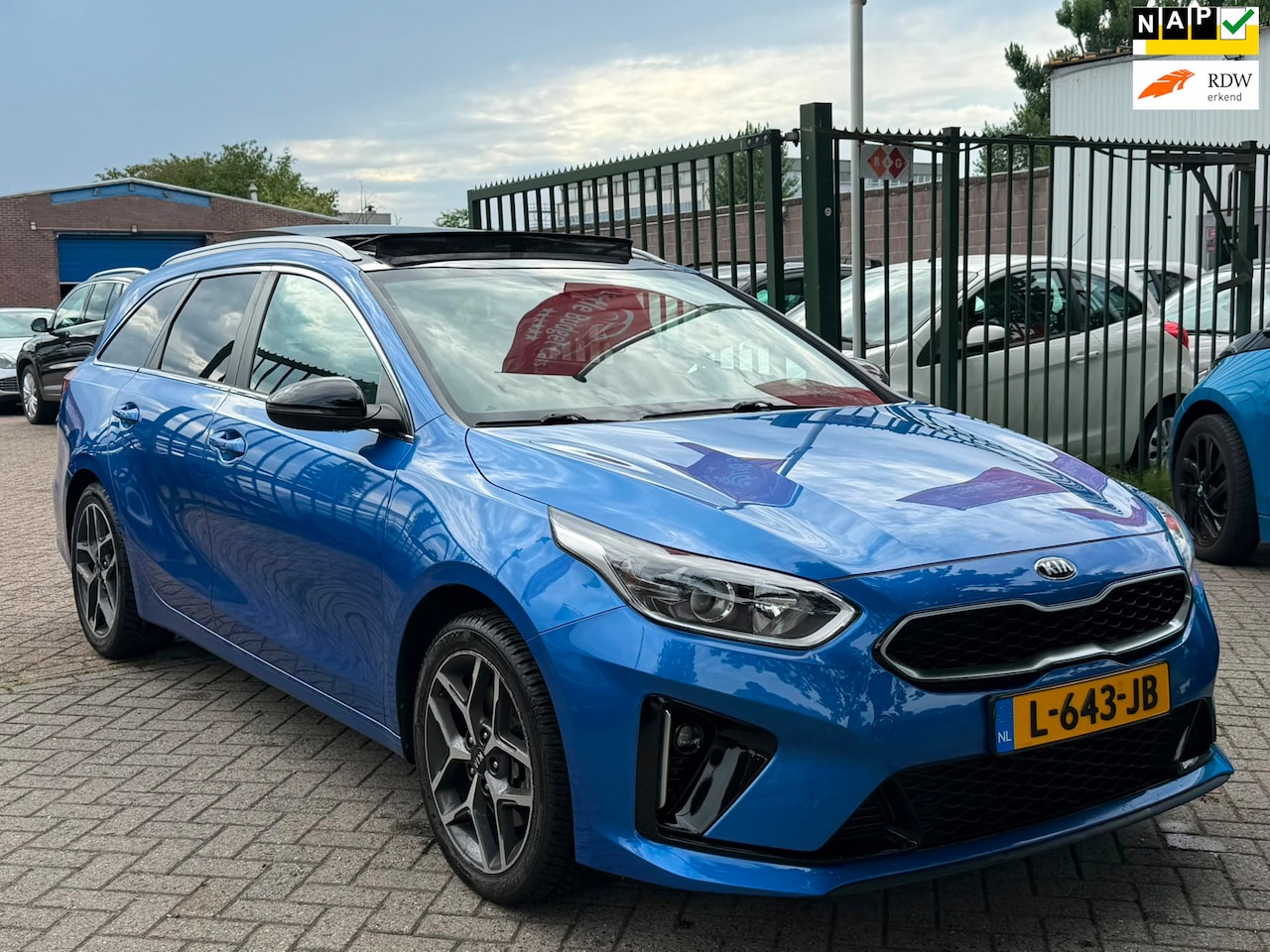 Kia Cee'd Sportswagon - Ceed 1.0 T-GDi GT-Line Edition 1e eigenaar dealer onderhouden panorama dak achteruit camer - AutoWereld.nl