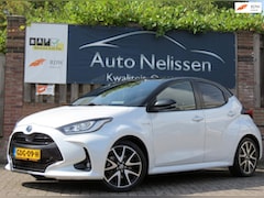 Toyota Yaris - 1.5 Hybrid Executive Bi-Tone | LED KOPLAMPEN | HALF LEDER | APPLE CARPLAY | 17 INCH VELGEN