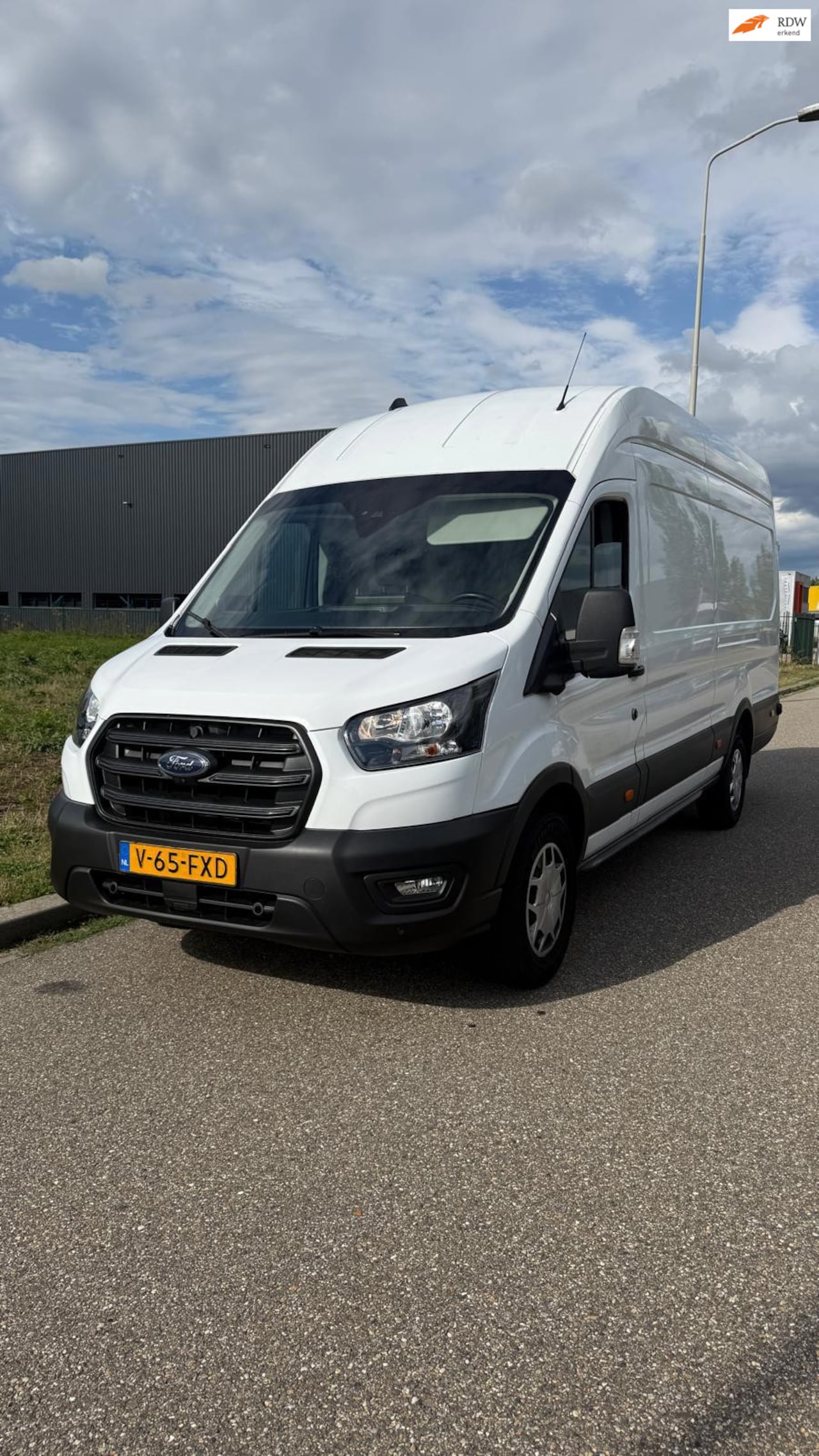 Ford Transit - 350 2.0 TDCI L4H3 Trend RWD 350 2.0 TDCI L4H3 Trend RWD - AutoWereld.nl
