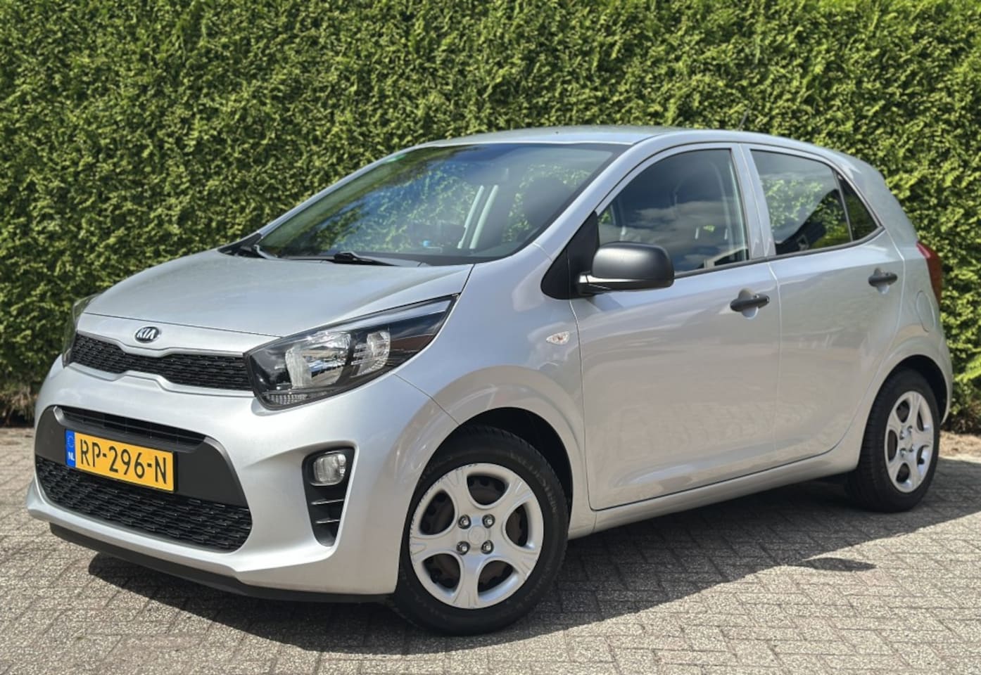 Kia Picanto - 1.0 CVVT EconomyLine NL Cruise Control* auto Dealer onderhouden All season banden - AutoWereld.nl