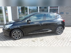 Renault Clio - 1.2 EXPRESSION/ automaat/ trekhaak