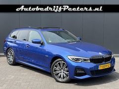 BMW 3-serie Touring - 330e xDrive M Sport 50 Jahre Pano Laserlicht HUD Camera Sfeerlicht