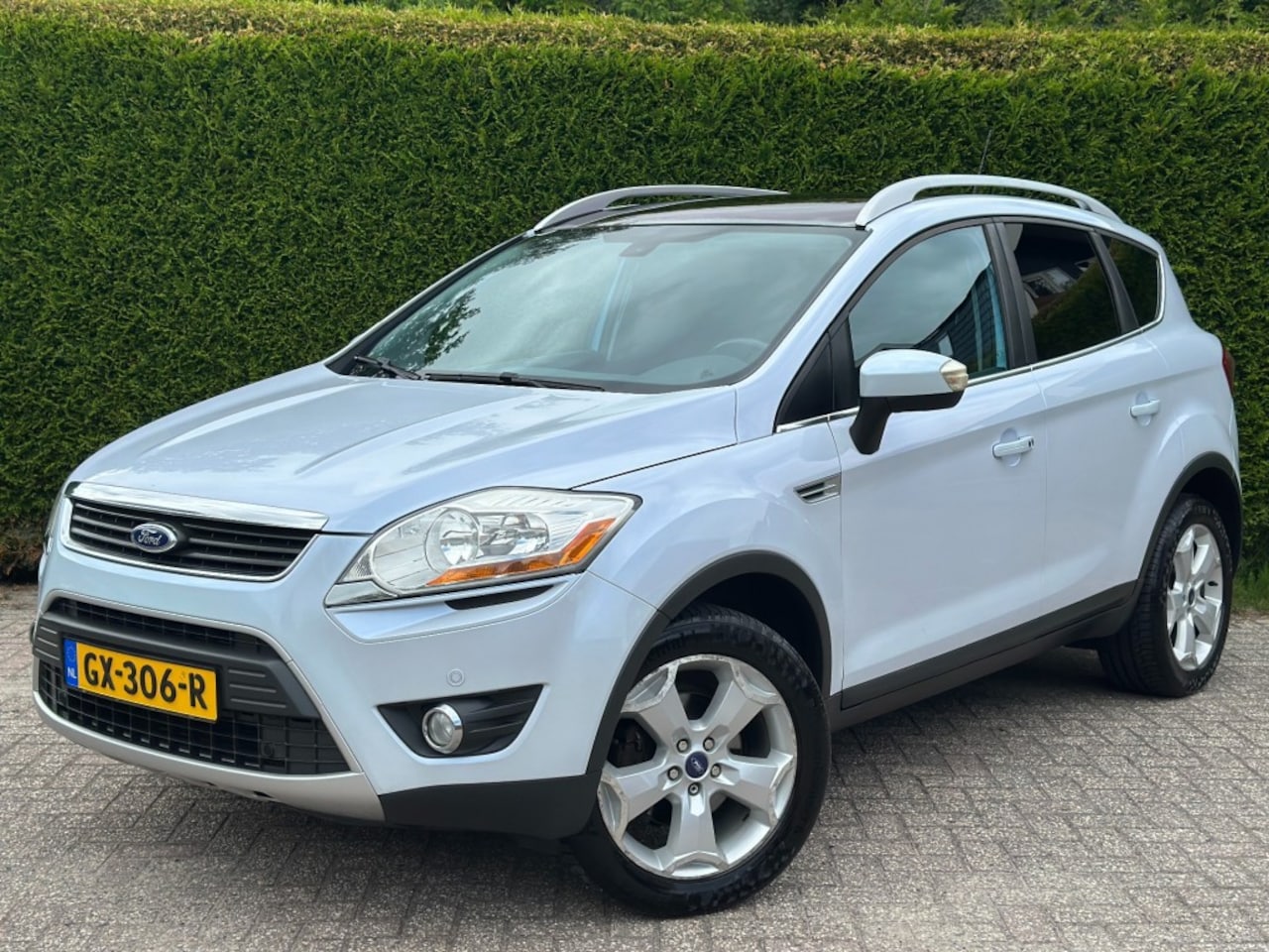 Ford Kuga - 2.0 TDCi Titanium Dealer onderhouden  4x4  Pano  Achteruitrijcamera - AutoWereld.nl
