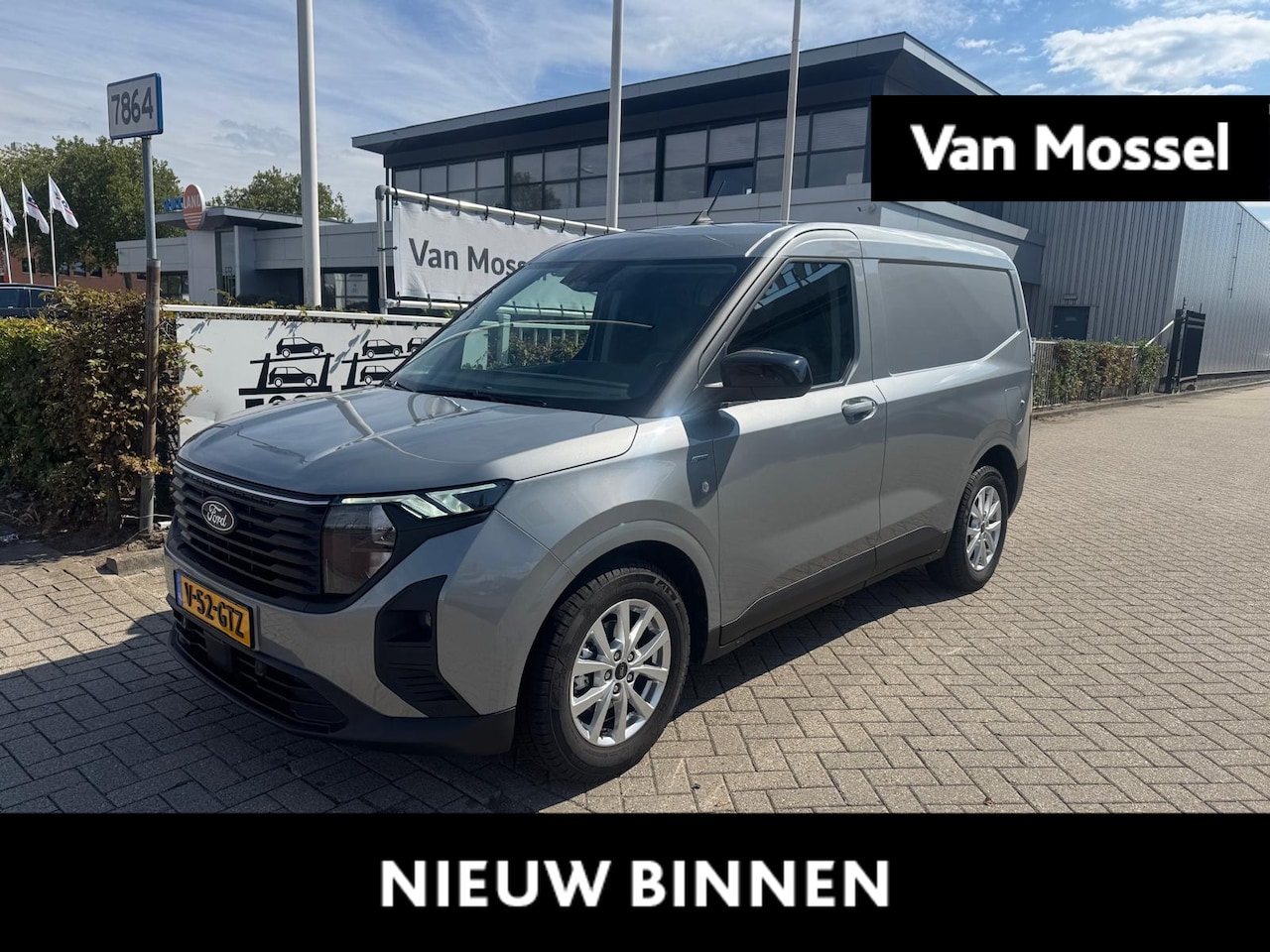 Ford Transit Courier - 1.0 EcoBoost Limited | Automaat | Adaptive Cruise Ctrl | Verwarmbare Stoelen | Achteruitri - AutoWereld.nl