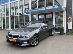 BMW 3-serie - 318i Executive Edition Sport Line I LED I Carplay I Sportstoelen