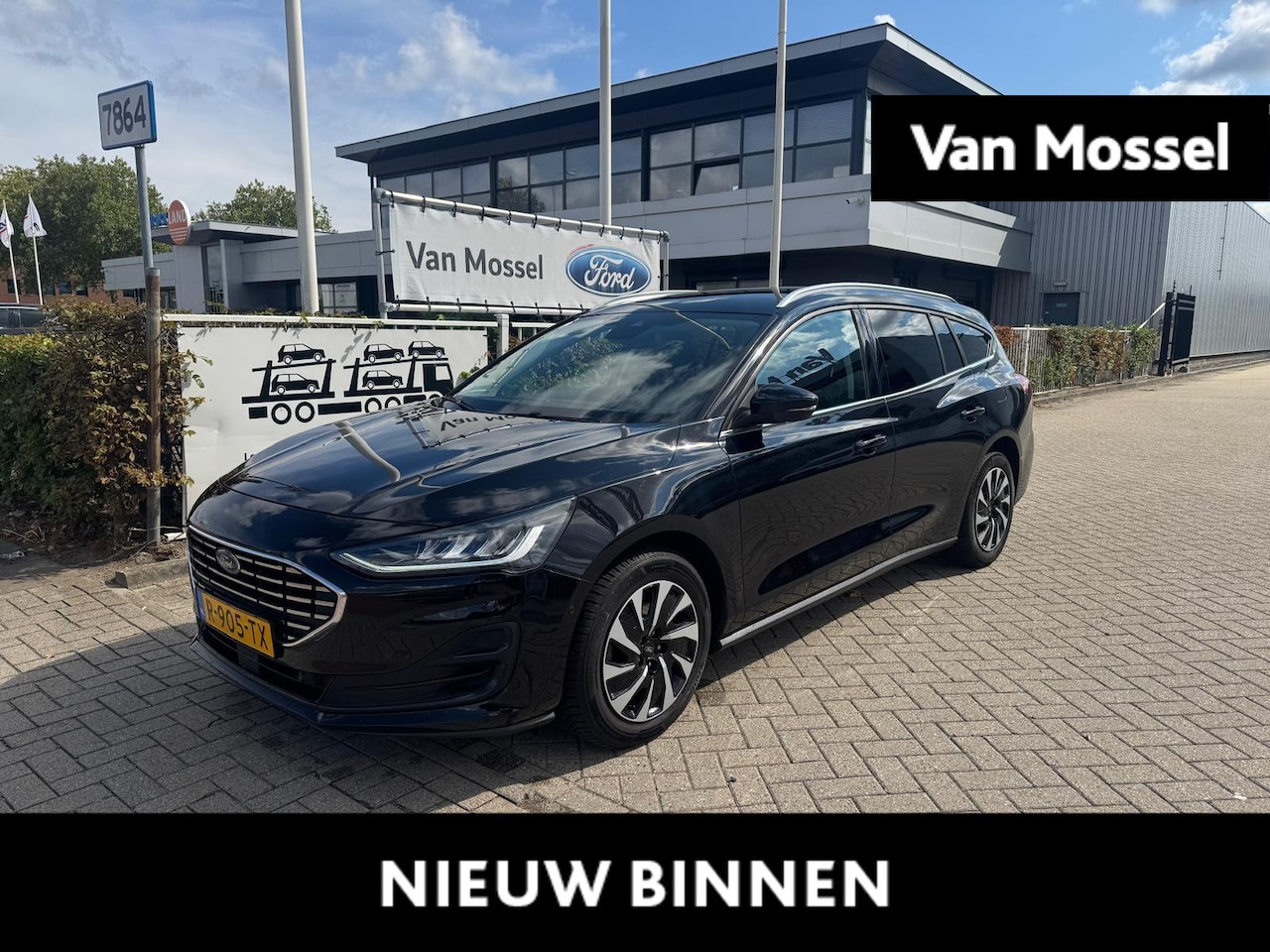Ford Focus Wagon - 1.0 EcoBoost Hybrid Titanium X | Cruise Ctrl | Achteruitrijcamera Sensoren Voor & Achter | - AutoWereld.nl