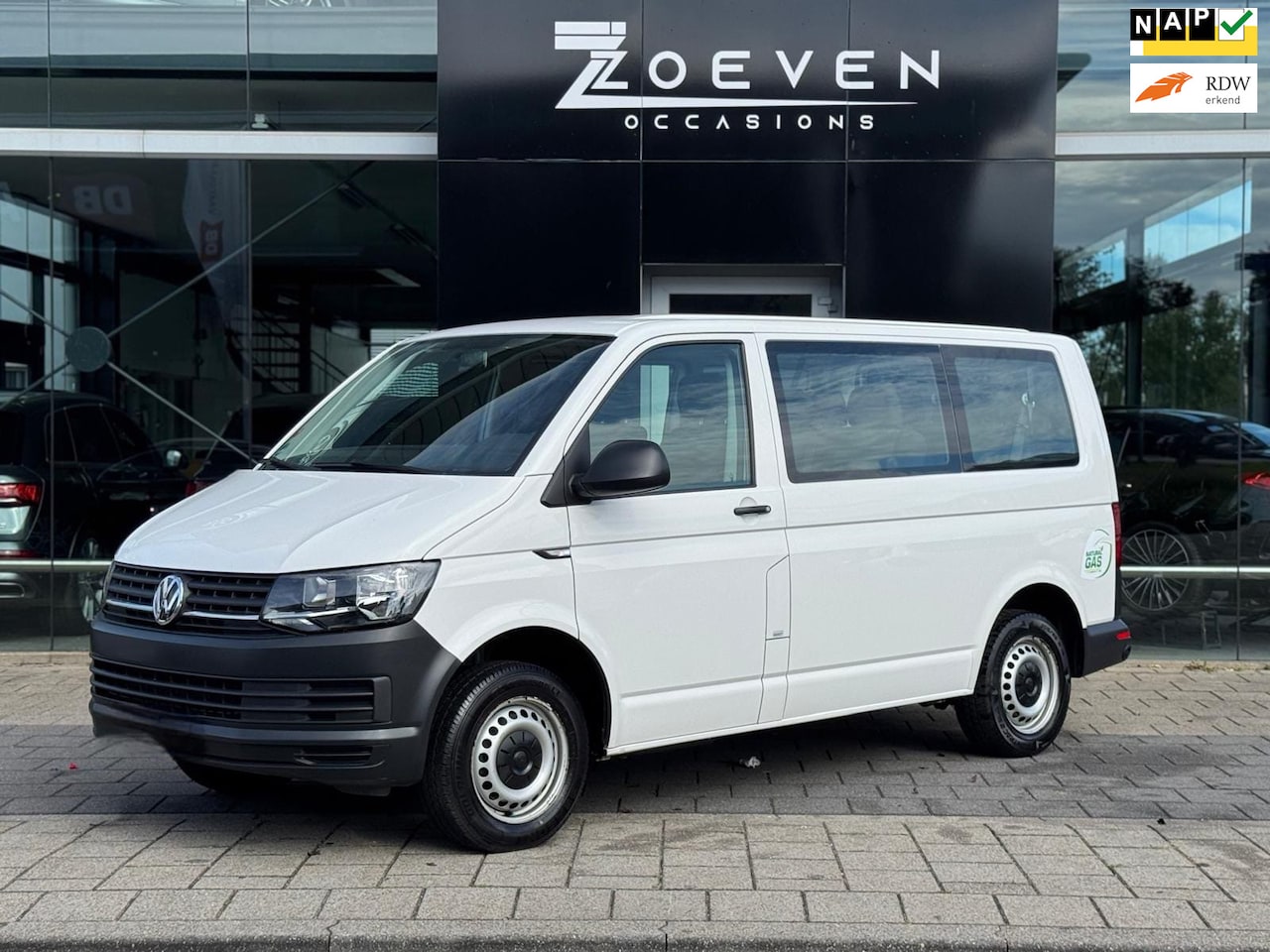Volkswagen Transporter Kombi - 2.0 TSI L1H1 2.0 TSI L1H1 - AutoWereld.nl