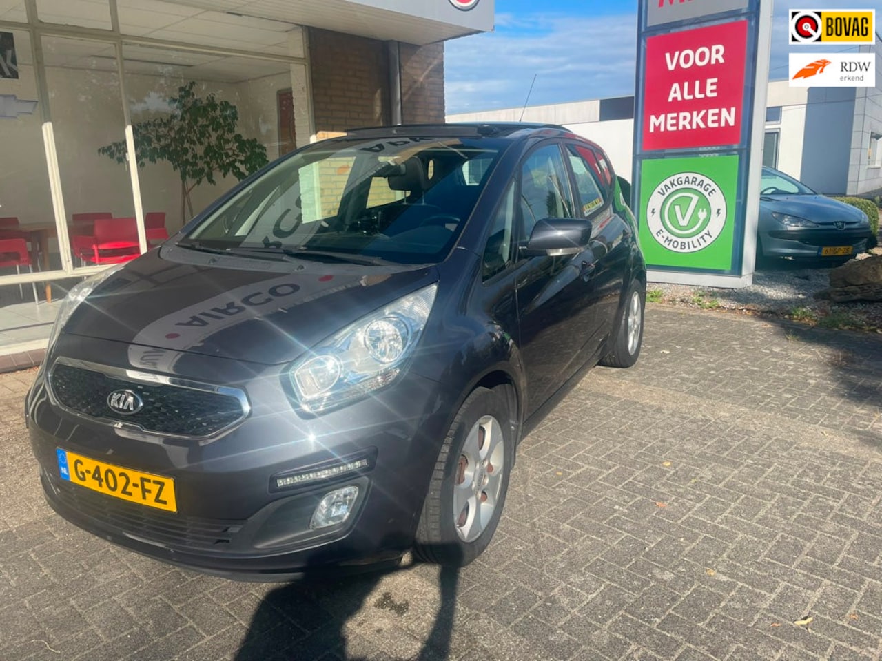 Kia Venga - 1.6 CVVT Edition-Autom.+Trekh.+electr.dak - AutoWereld.nl