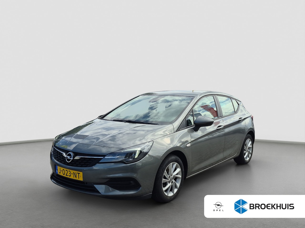 Opel Astra - 1.2 Edition LED | Parkeersensoren | Carplay/android | DAB | Airco | Cruise control | - AutoWereld.nl