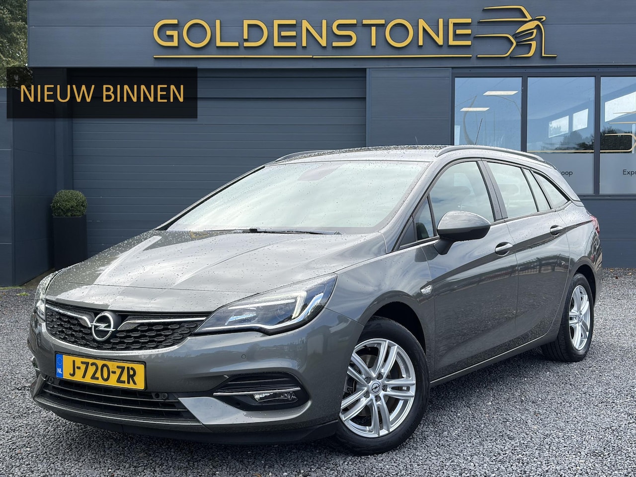 Opel Astra - 1.2 Business Edition 147pk l 2e Eigenaar l Trekhaak l Navi l Carplay l 6 Bak l Clima l Cru - AutoWereld.nl