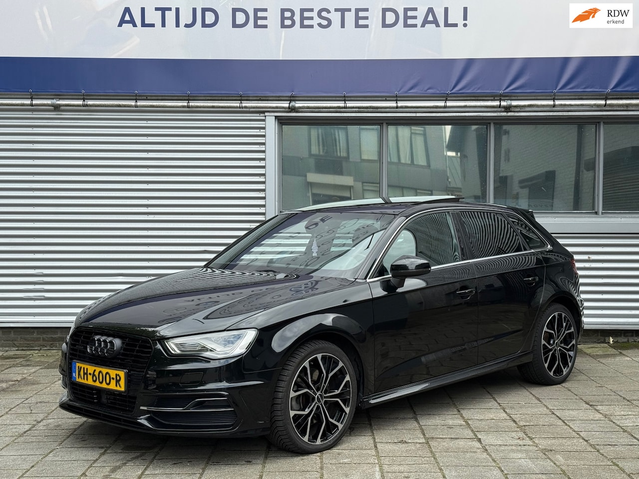 Audi A3 Sportback - 1.4 e-tron PHEV Ambition Pro Line plus l S-Line l Pano Navi l Xenon l Lane-Assist l - AutoWereld.nl