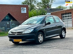 Peugeot 206 - 1.4 Air-line Airco*NAP*LM velgen*Elektrische ramen