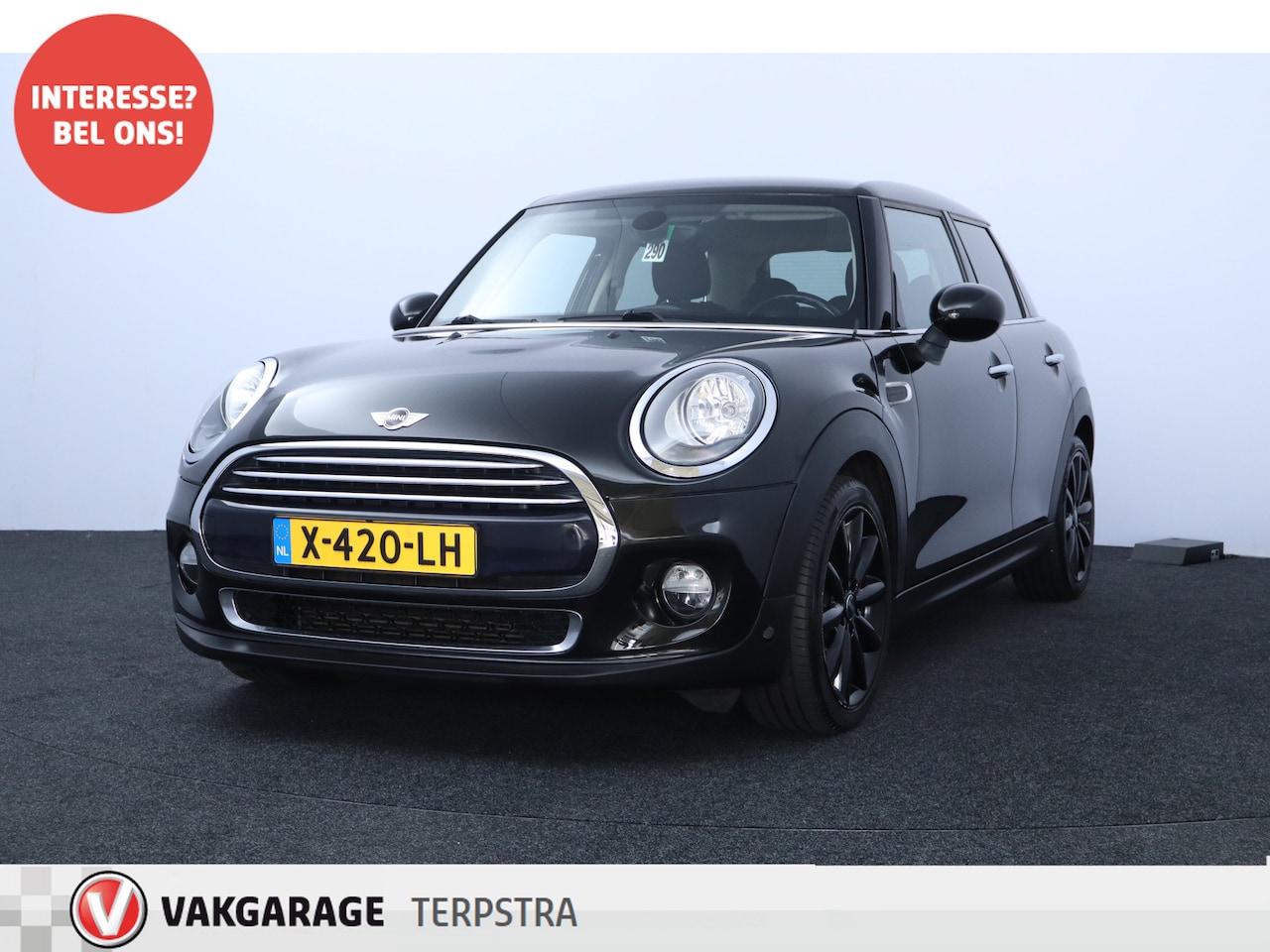 MINI 5-Deurs - 1.5 Cooper Chili /Keyless Go /Airco /Cruise /Elek. pakket /Bluetooth /Stoelverw. /Regensen - AutoWereld.nl